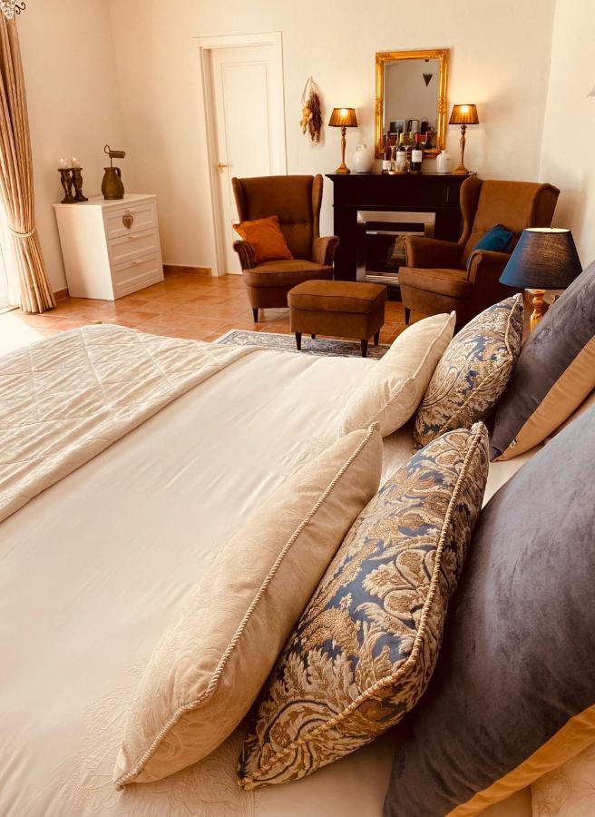 Bed and Breakfast Casa Capricornio Марбелья Экстерьер фото